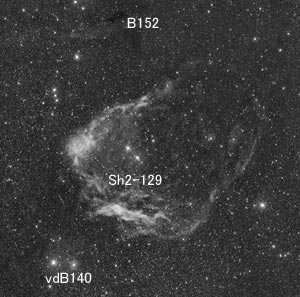 Sh2-129周辺の星雲