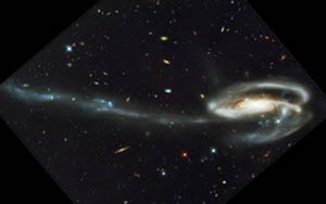 ハッブル宇宙望遠鏡によるオタマジャクシ銀河